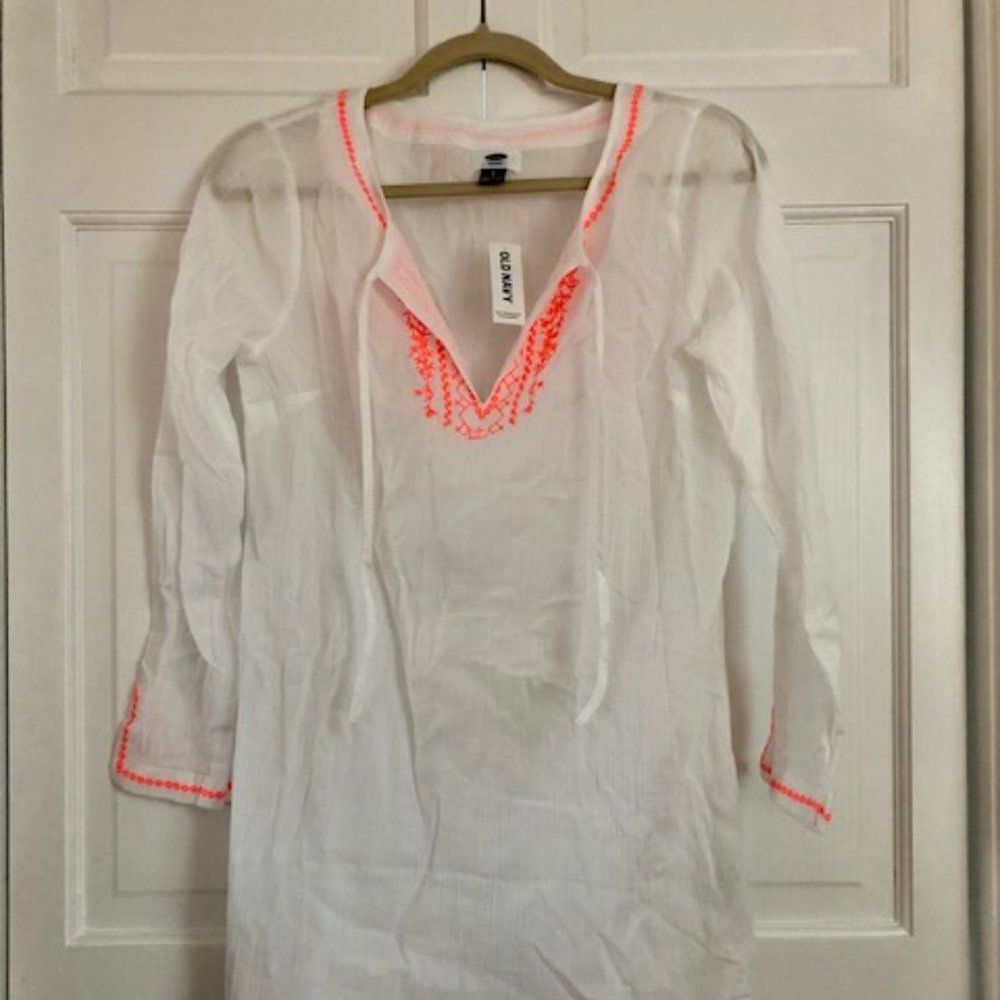 Brand New Old Navy Beach Cover